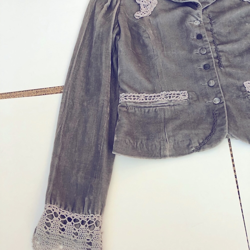 American retro Paris velvet casual funky unique details/ lace. And colourings - Picture 7 of 8